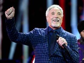 Tom Jones (21+)