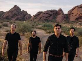 Jimmy Eat World with Motion City Soundtrack and Illuminati Hotties