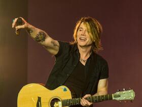 Goo Goo Dolls with Neon Trees