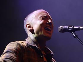 Noah Gundersen with Runner, Breakup Shoes