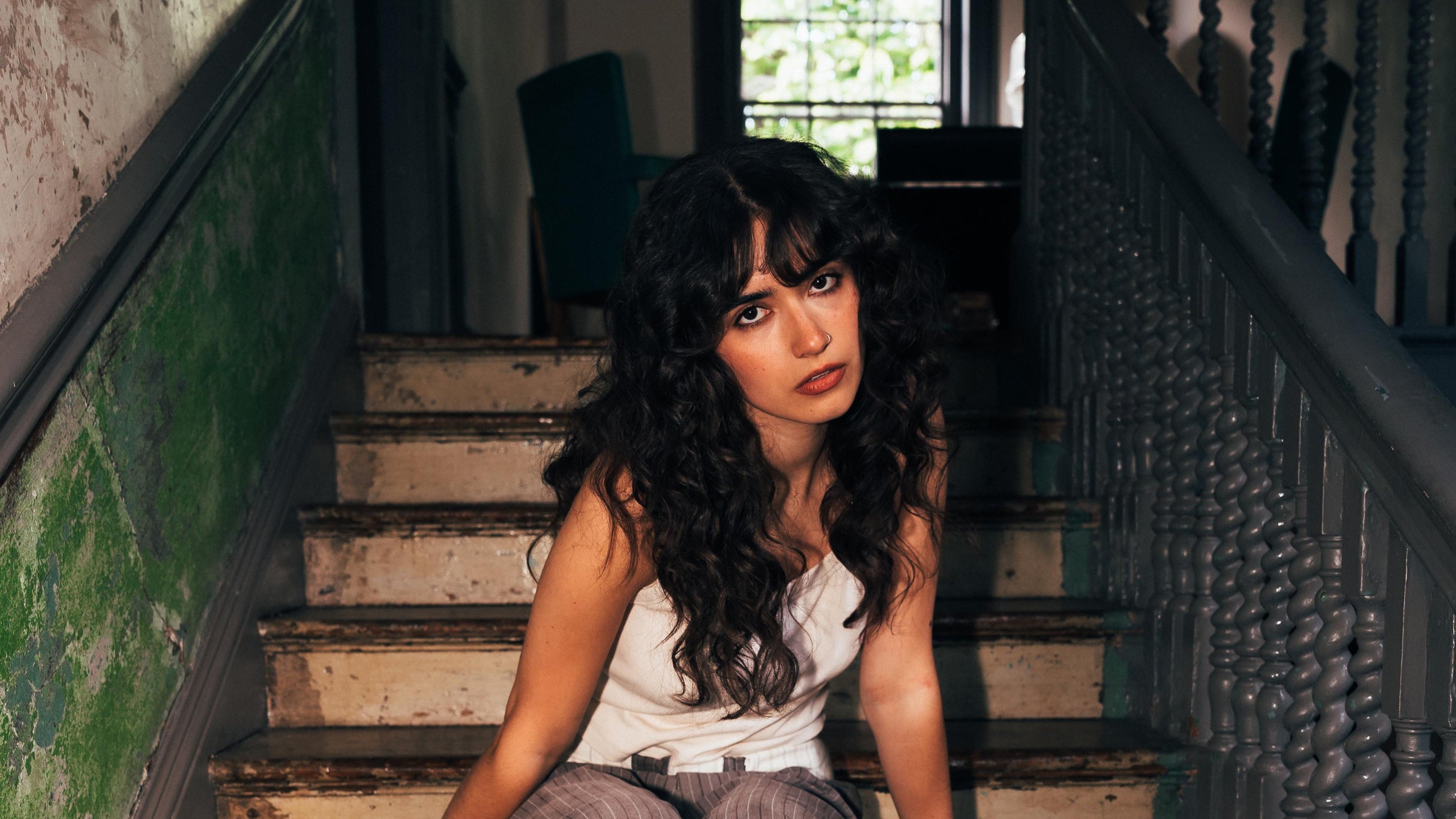 Asha Banks: something inbetween tour