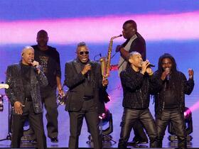 Earth, Wind & Fire - Atlantic City