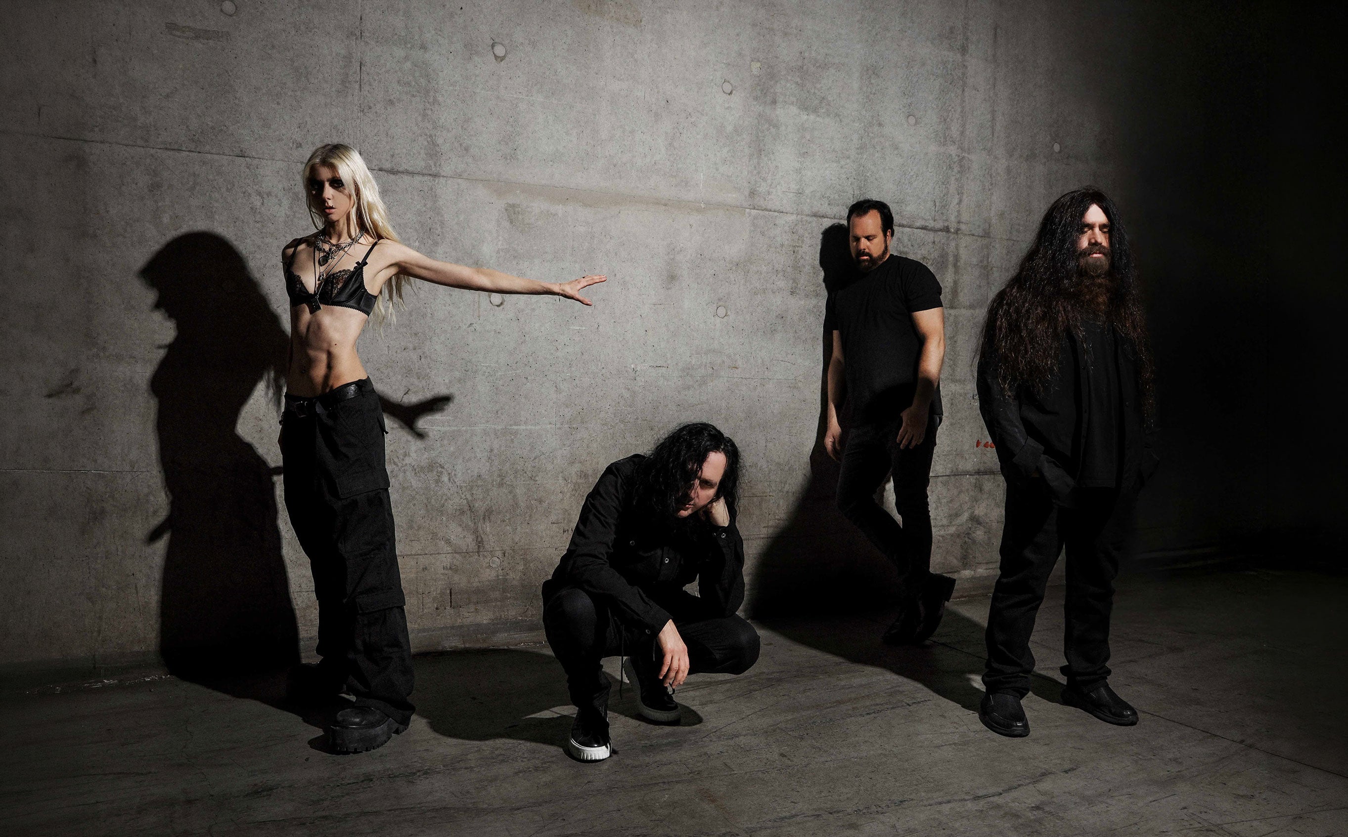 The Pretty Reckless - Dear God Tour