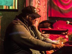 Melvin Seals