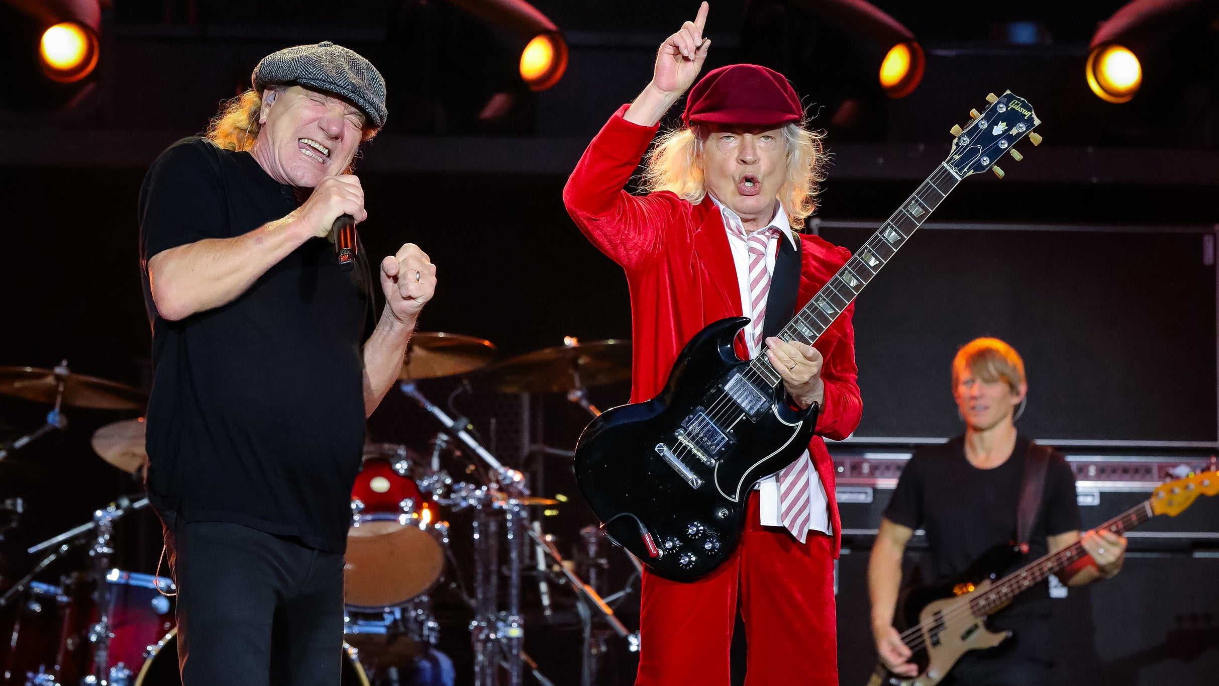 AC/DC w/ The Pretty Reckless