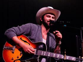 Shakey Graves with Dope Lemon, Texino