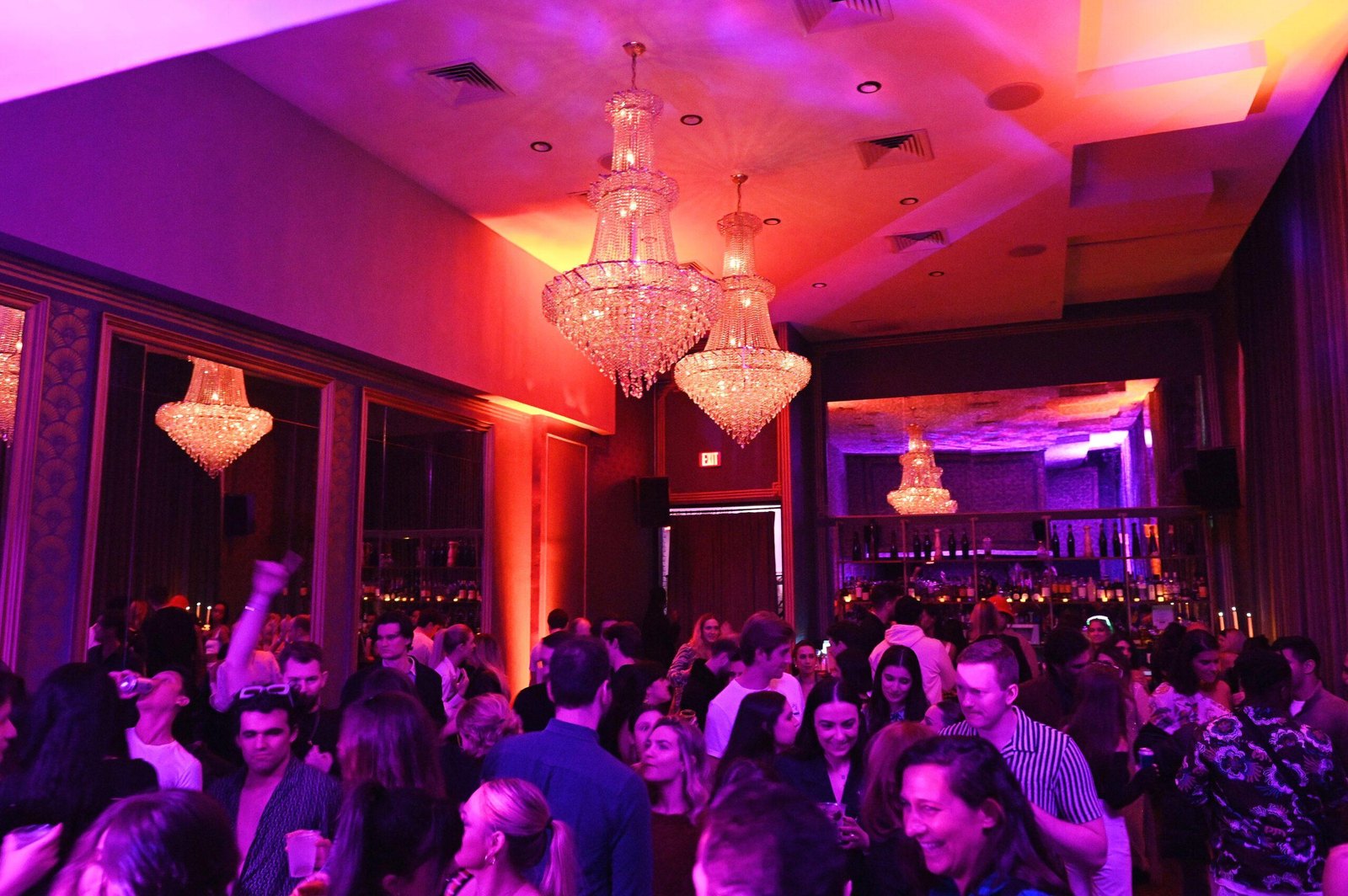 Singles Mixer at Rooftop in Clayton MO!