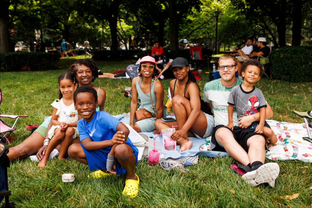 Kansas City's Lawn Party