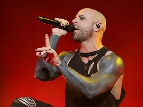 Daughtry with Ryan Perdz