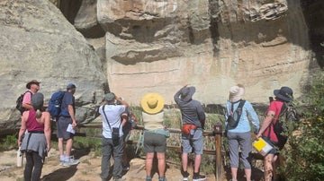 Friday Fit N' Fun: Las Conchas Trail