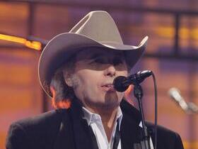 Dwight Yoakam