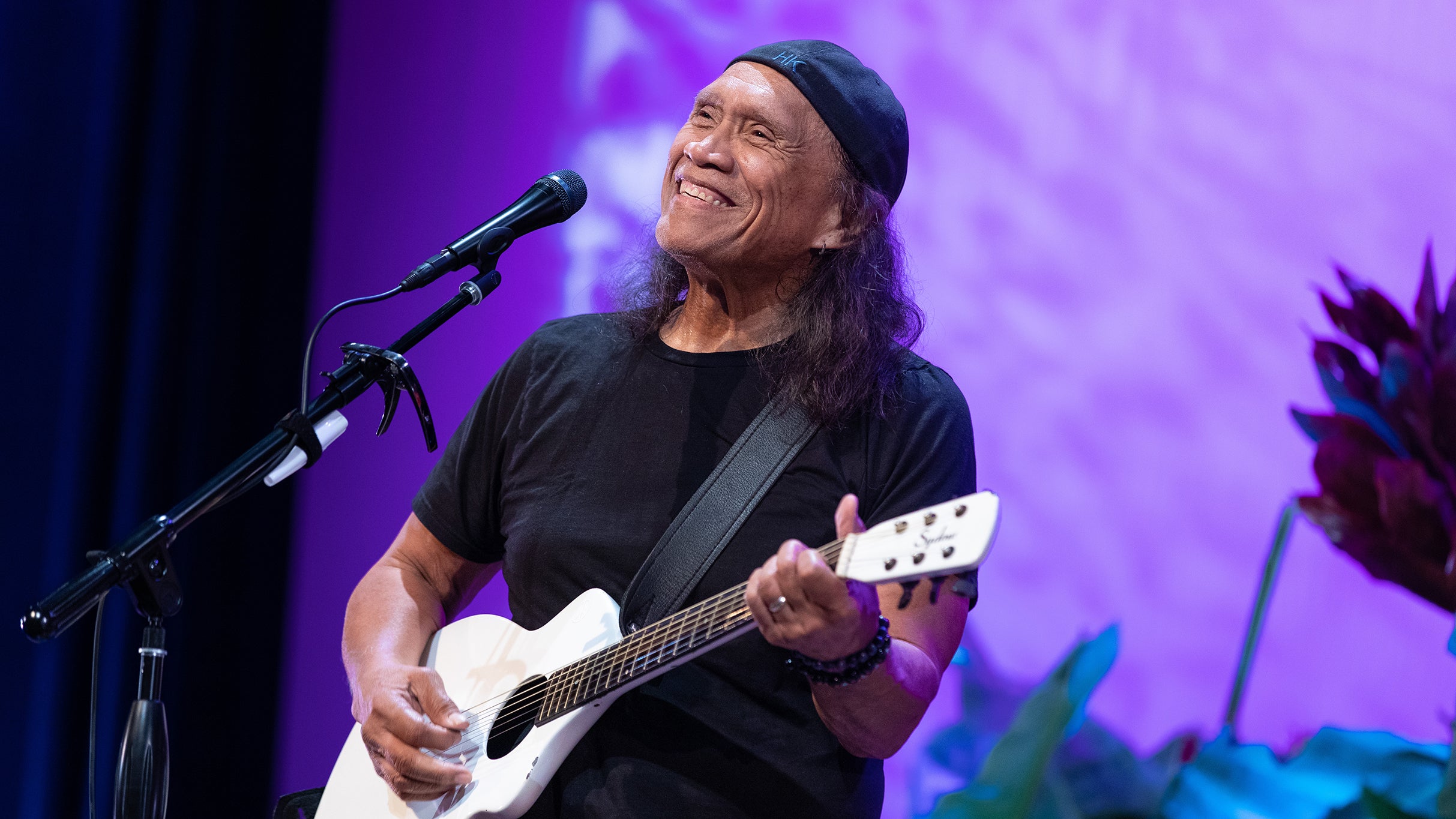 Merry Christmas to You With Henry Kapono