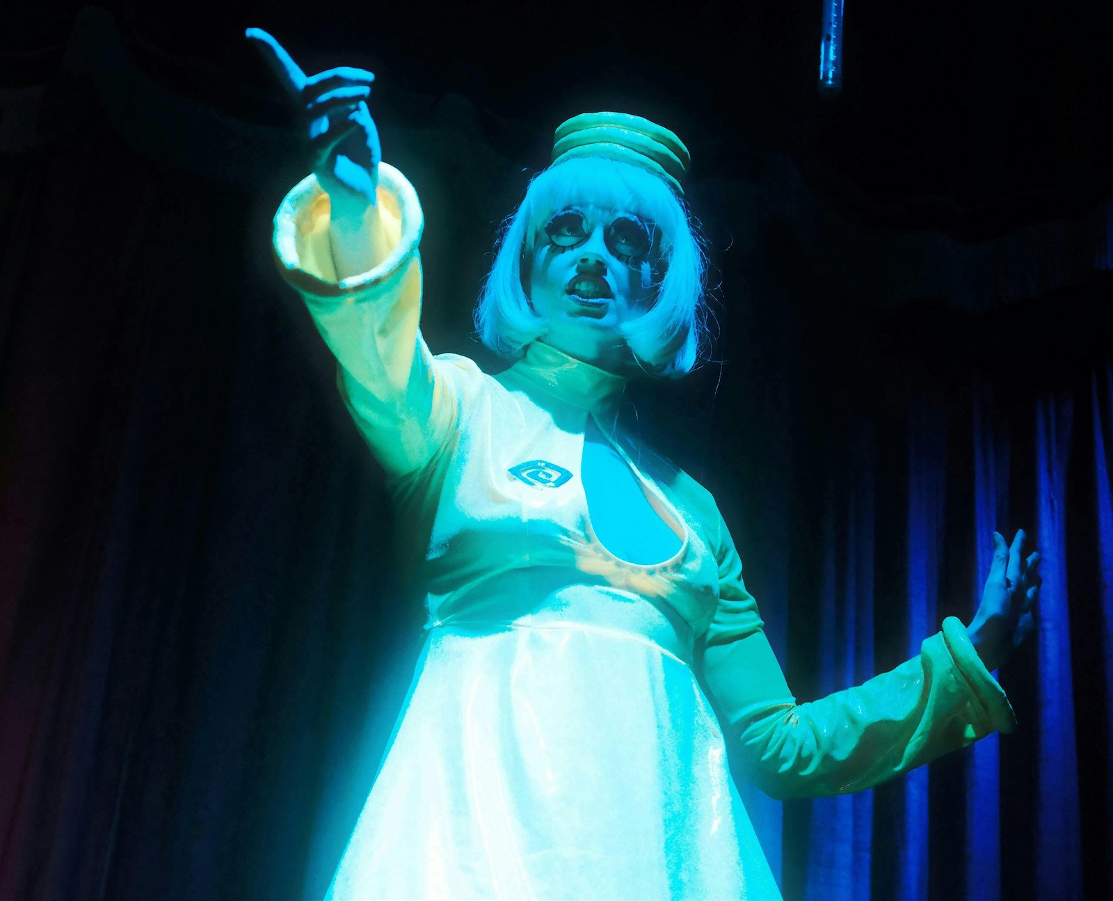Clutch The Pearls: Drag Cabaret // Yellow Monochrome