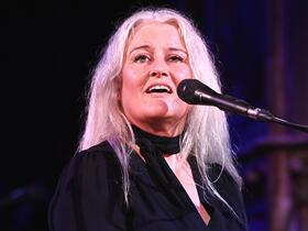 Paula Cole