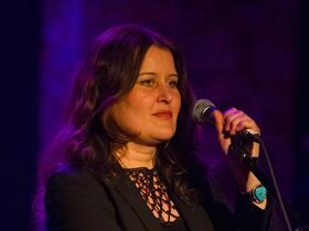 Paula Cole