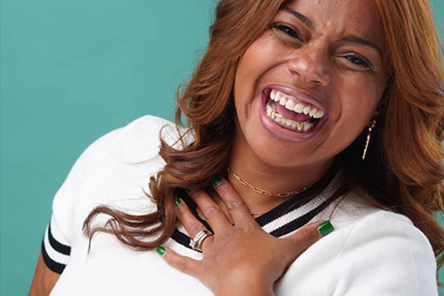 Kelly Kellz Pre-Thanksgiving Day Comedy Show