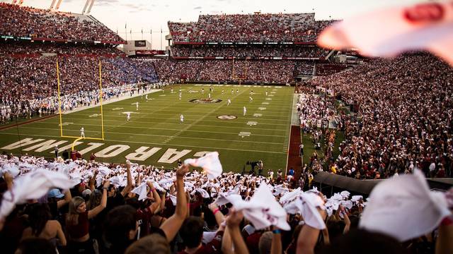 Univ of South Carolina Gamecocks Football vs. Kentucky Wildcats Football