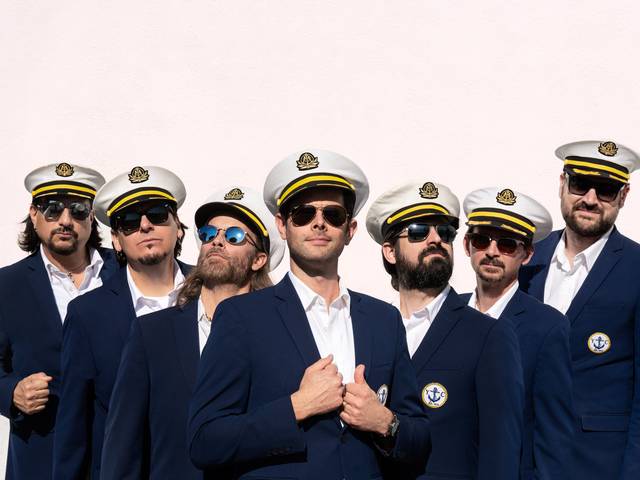 Yachtley Crew