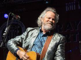 Robert Earl Keen with Taylor Hunnicutt