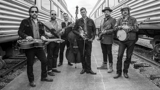 Old Crow Medicine Show w/ The Steel Wheels