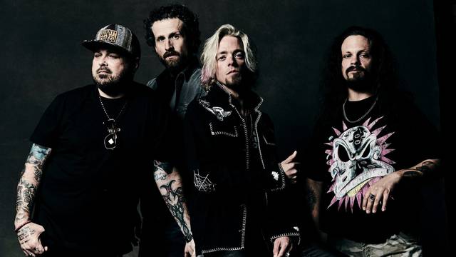 Black Stone Cherry???s Bonfire Nights: An Acoustic Evening