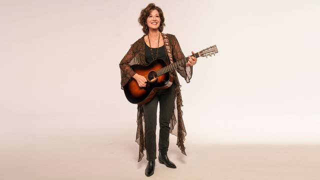 Christmas Together with Amy Grant | Official Ticket + Hotel Packages