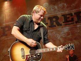 Pat Green with The Castellows