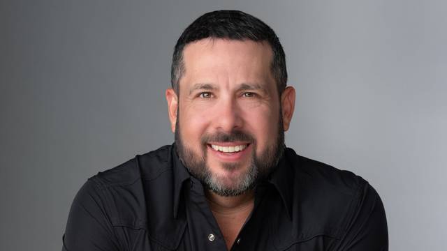 Steve Treviño Family Man Tour