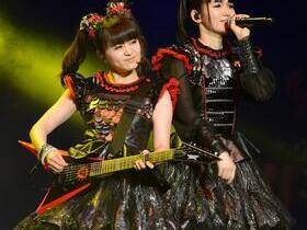 BABYMETAL with Halestorm and Violent Vira