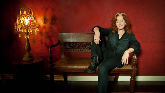 Bonnie Raitt - Garden Suite