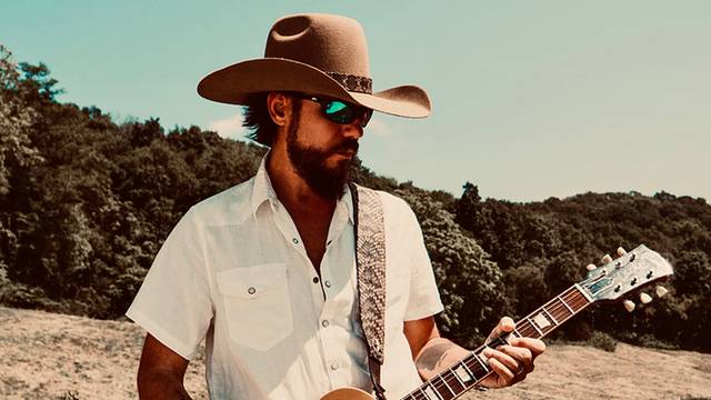 Chris Janson-WILD HORSES UNTAMED TOUR