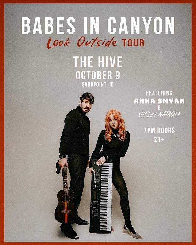 Babes In Canyon with Anna Smyrk and Shelby Natasha