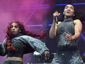 TLC and Salt-N-Pepa with En Vogue