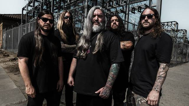 Suicide Silence w/ Emmure