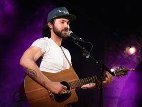 Shakey Graves with Jobi Riccio