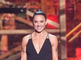 Melanie C with Sur Back