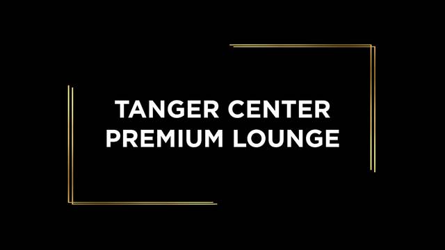Premium Lounge - Sierra Ferrell