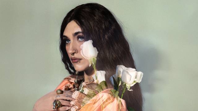 Sierra Ferrell - Heavy Petal Tour