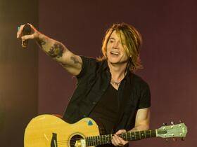 Goo Goo Dolls with Neon Trees