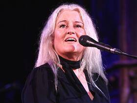 Paula Cole