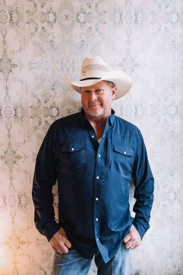 Tracy Lawrence