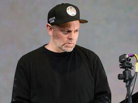 DJ Shadow