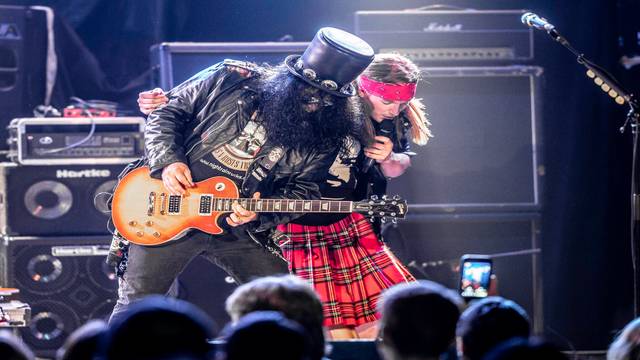 Nightrain - Gun N Roses Tribute