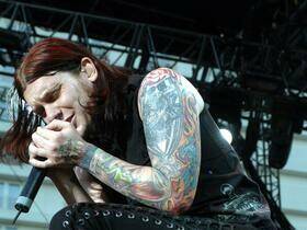Shinedown with Dexter and the Moonrocks