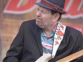 Ronnie Earl