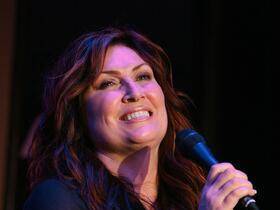 Jo Dee Messina