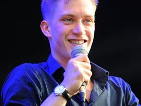 Daniel Sloss