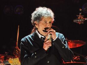 Bob Dylan with Lucinda Williams