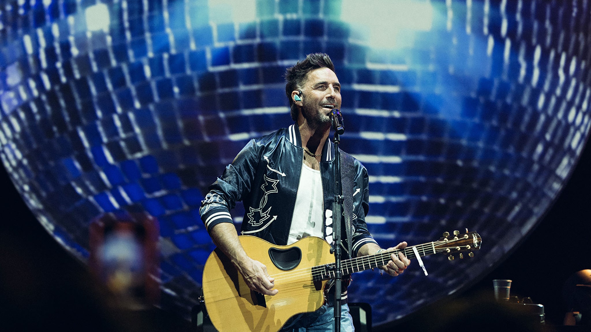 Jake Owen with special guest Dylan Marlowe