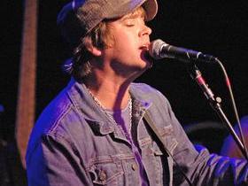 Pat McGee with Freddy Jones Band
